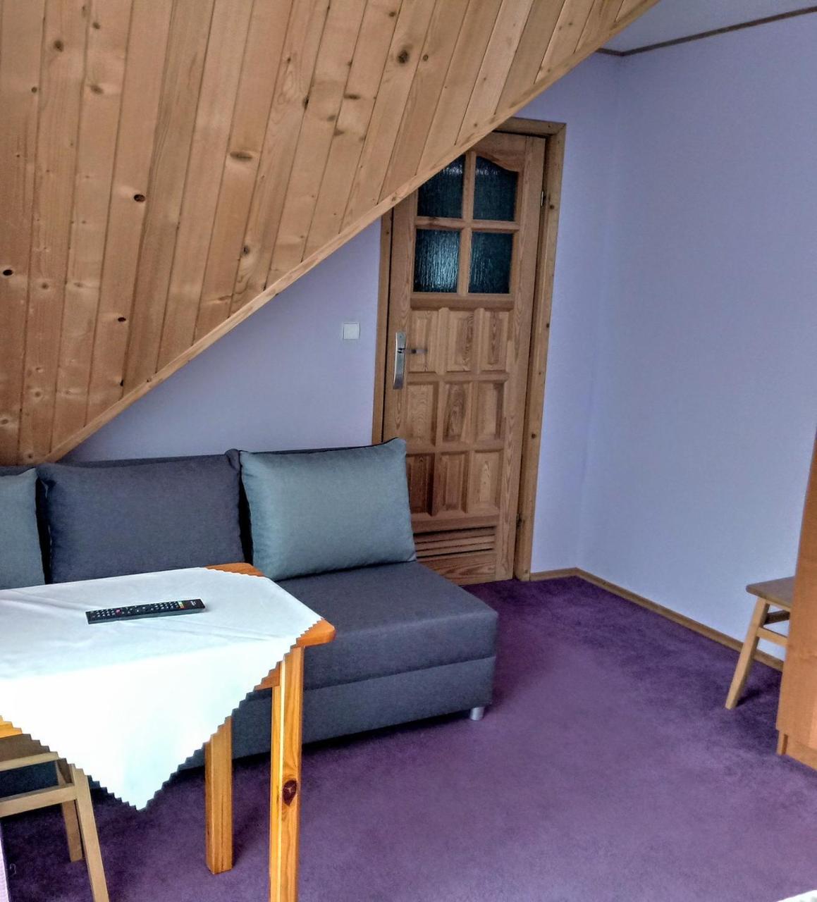 Pokoje Goscinne Oliwka Homestay Poronin